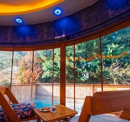 מלון קפסולה Hypnosapanca Glamping *