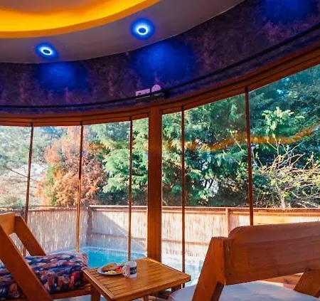Capsule hotel Hypnosapanca Glamping *